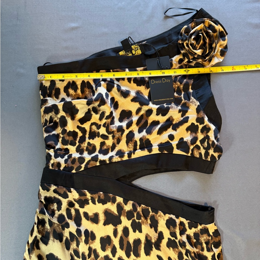 Leopard Print Maxi Dress with Side Slit - Black & Brown - Picture 5 of 7